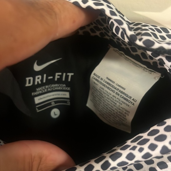 Nwt LADIES NIKE SKORT - Picture 3 of 5